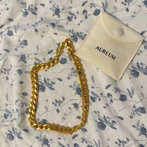 AUREUM ‘Thea’ — gold XL curb chain necklace